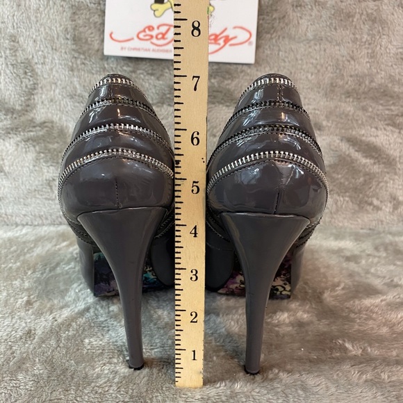 Ed Hardy Zipper  Heels - Picture 4 of 9